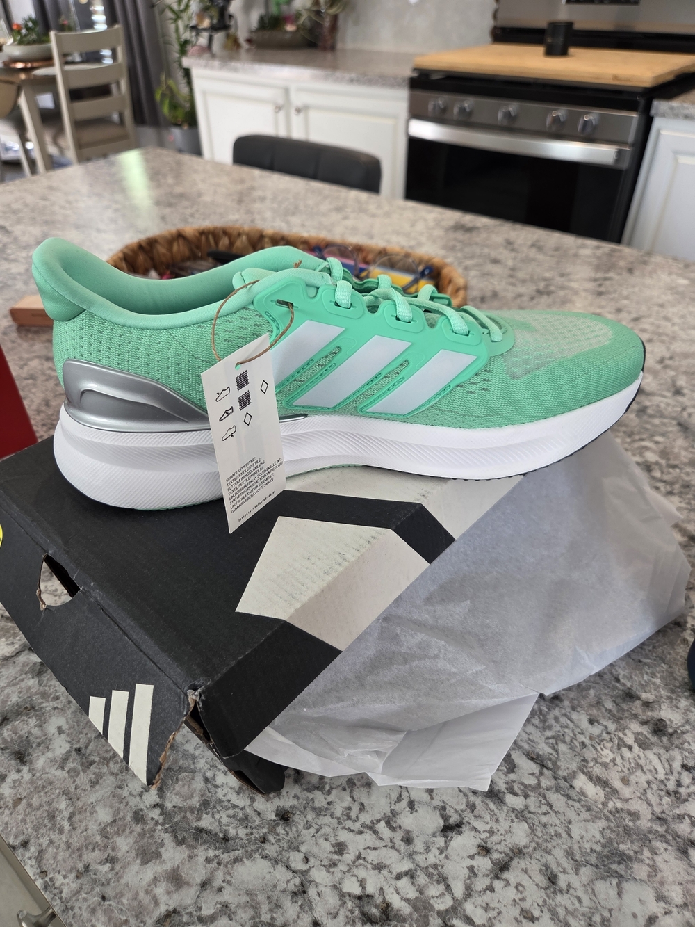 New In Box Adidas Ultrarun Women's Mint Run Cushioning Sneaker
